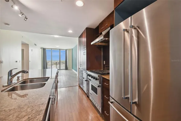 $2,699 | 1208 East Kennedy Boulevard, Unit 1126, Tampa, FL 33602