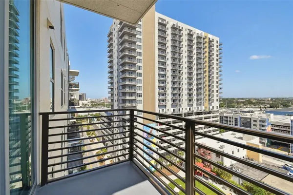 $2,699 | 1208 East Kennedy Boulevard, Unit 1126, Tampa, FL 33602
