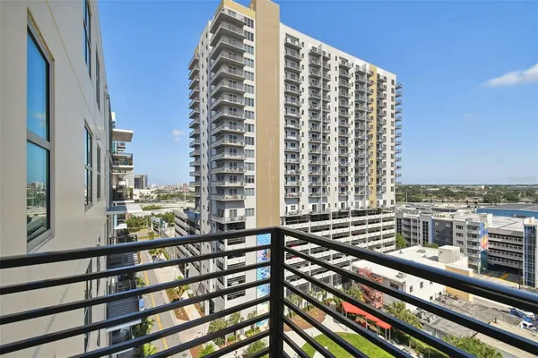 $2,699 | 1208 East Kennedy Boulevard, Unit 1126, Tampa, FL 33602