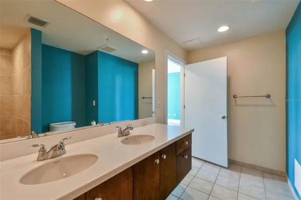 $2,699 | 1208 East Kennedy Boulevard, Unit 1126, Tampa, FL 33602