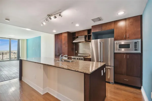 $2,699 | 1208 East Kennedy Boulevard, Unit 1126, Tampa, FL 33602