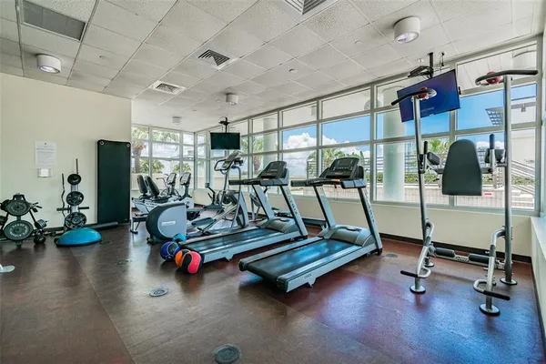 $2,699 | 1208 East Kennedy Boulevard, Unit 1126, Tampa, FL 33602