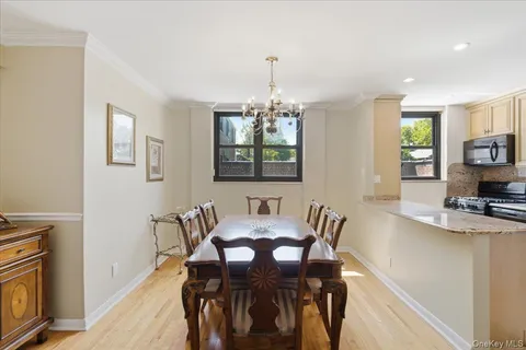 $325,000 | 86-22 155th Avenue, Unit 3L | Lindenwood