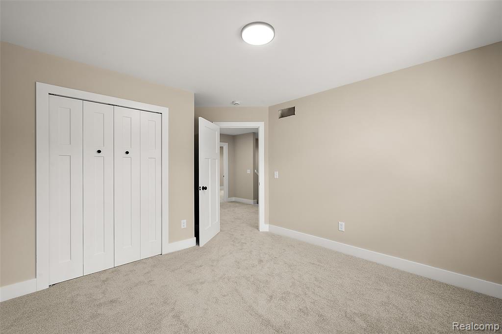 9355 Andersonville Road Clarkston, MI 48346 - Photo 34 of 57