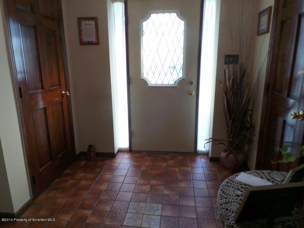 219 Rinaldi Drive Taylor, PA 18517 - Photo 15 of 23 Gallery Image 15