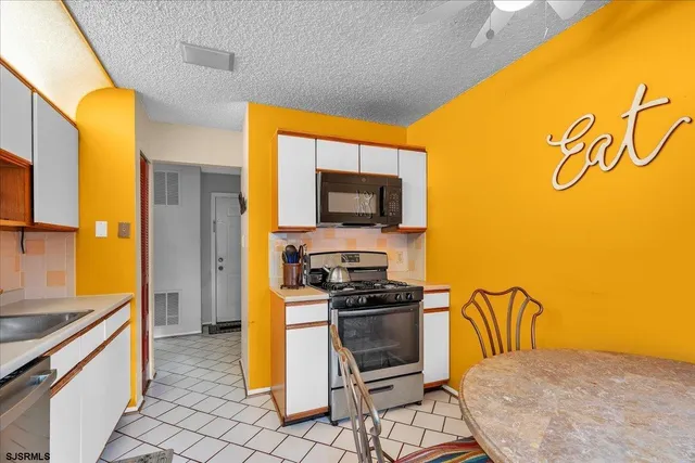 $210,000 | 2 Navajo Court, Unit 1511, Absecon, NJ 08205