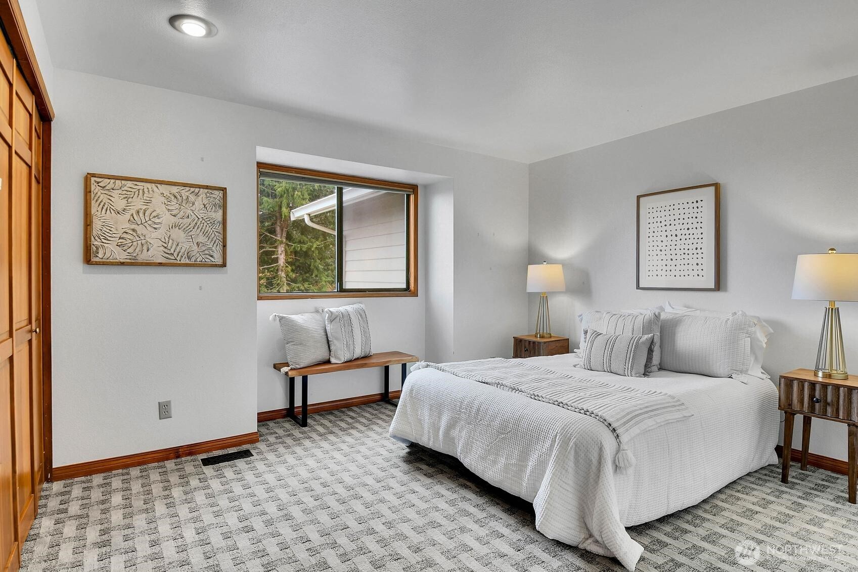 902 7th Avenue South Edmonds, WA 98020 - Photo 16 of 32