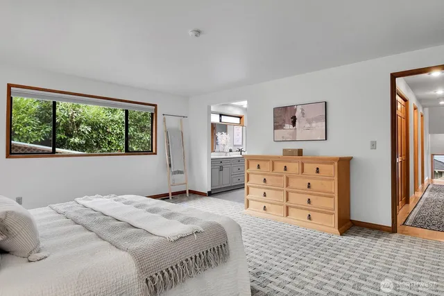 $1,620,000 | 902 7th Avenue South, Edmonds, WA 98020