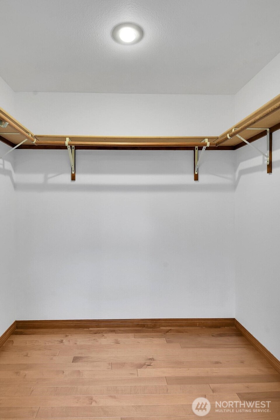 902 7th Avenue South Edmonds, WA 98020 - Photo 21 of 32