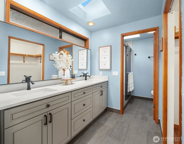 $1,620,000 | 902 7th Avenue South, Edmonds, WA 98020