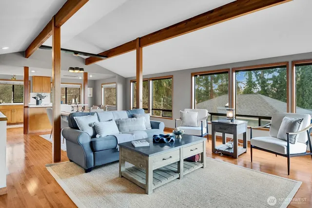 $1,620,000 | 902 7th Avenue South, Edmonds, WA 98020