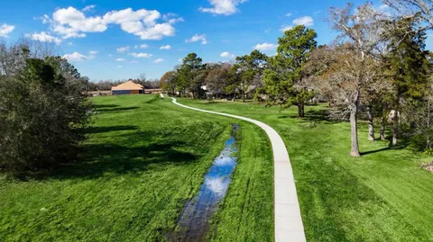 $700,000 | 2501 Barton Crk Trl Drive, Friendswood, TX 77546