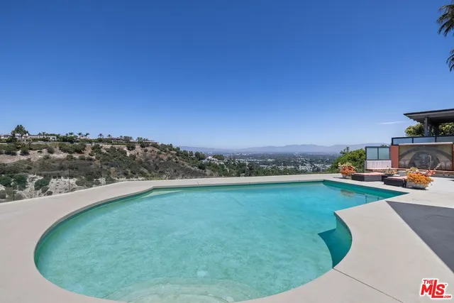 $17,000 | 3655 Glenridge Drive, Sherman Oaks, CA 91423