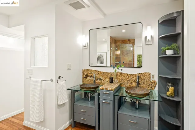 $1,175,000 | 6342 Doran Drive, Oakland, CA 94611