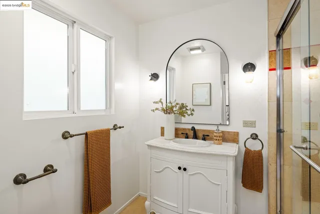 $1,175,000 | 6342 Doran Drive, Oakland, CA 94611