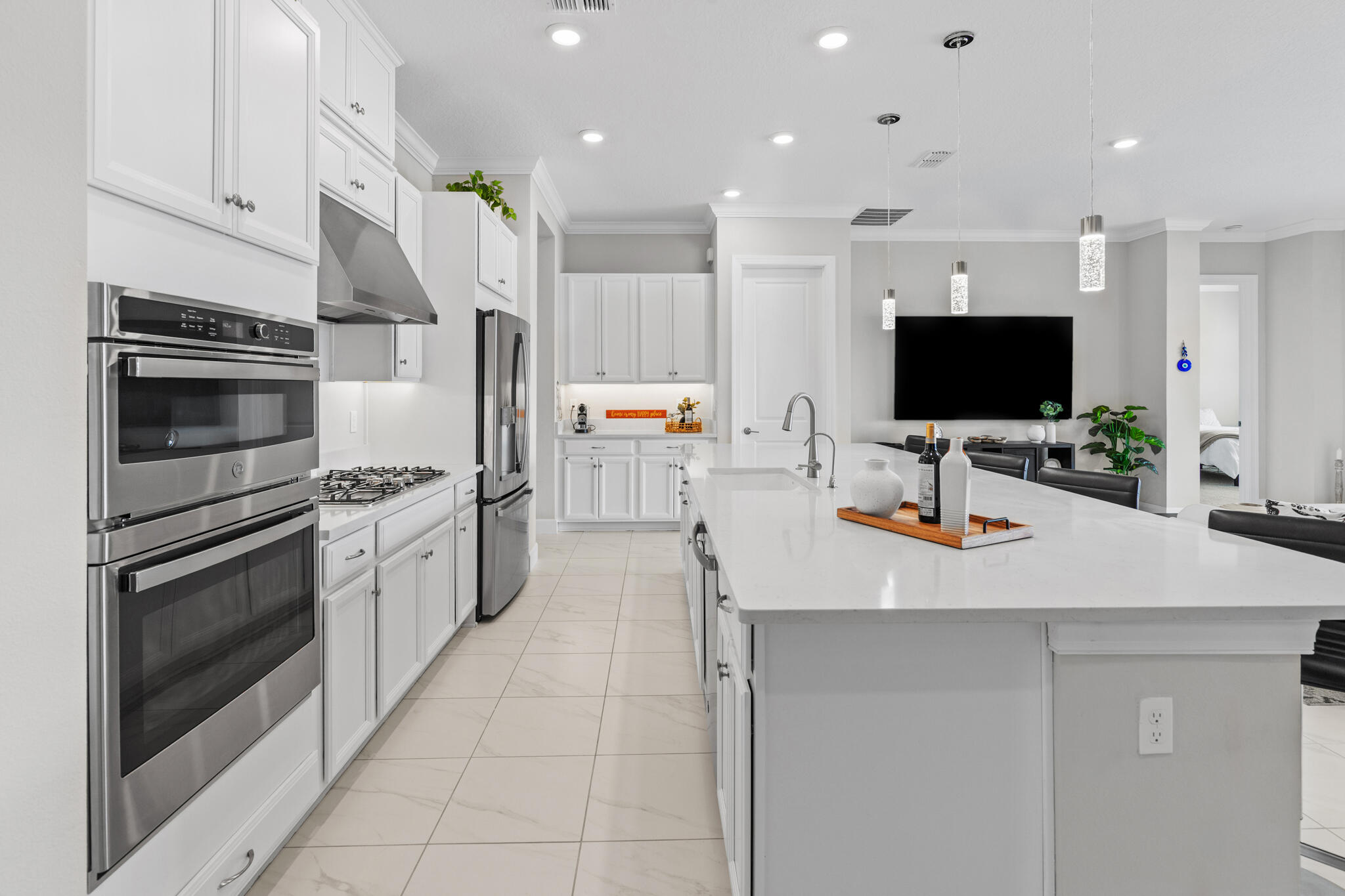 12872 Southwest Barelli Ct Port Port St. Lucie, FL 34987 - Photo 7 of 66 12872 SW Barelli Court-13