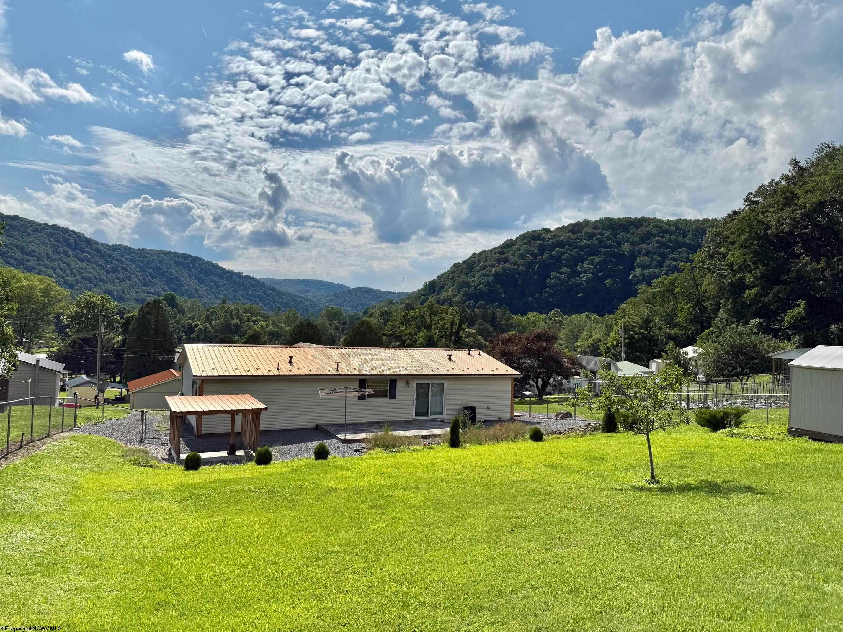 44 5th Street Hendricks, WV 26271 - Photo 27 of 39 Gallery Image 27