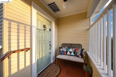 $679,000 | 2201 Coloma Street, Oakland, CA 94602