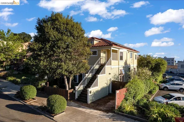 $679,000 | 2201 Coloma Street, Oakland, CA 94602