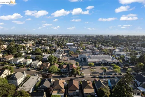 $679,000 | 2201 Coloma Street, Oakland, CA 94602