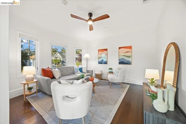 $679,000 | 2201 Coloma Street, Oakland, CA 94602