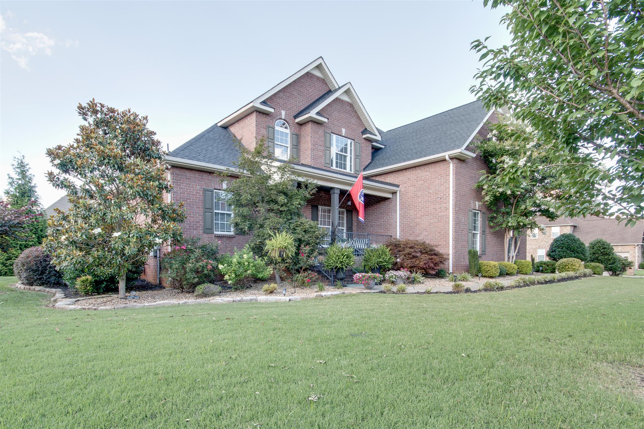 453 Savannah Ridge Murfreesboro, TN 37127 - Photo 2 of 29 Immaculate home with beautiful landscaping!