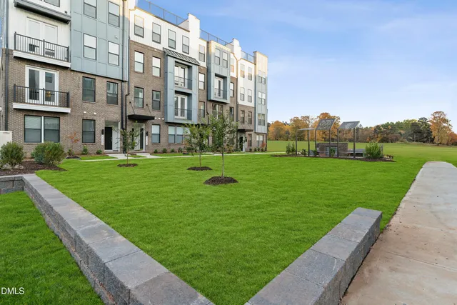 $450,000 | 1220 South Person Street, Unit 101, Raleigh, NC 27601