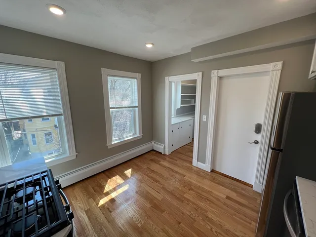 $4,400 | 2 Gilson Terrace, Unit 3, Somerville, MA 02143