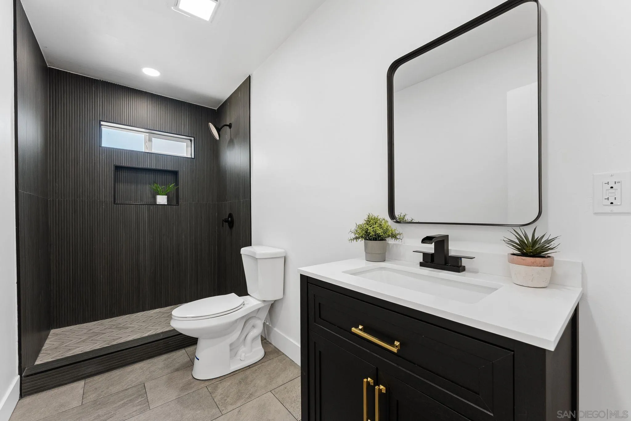 1292 El Rey Avenue El Cajon, CA 92021 - Photo 18 of 26