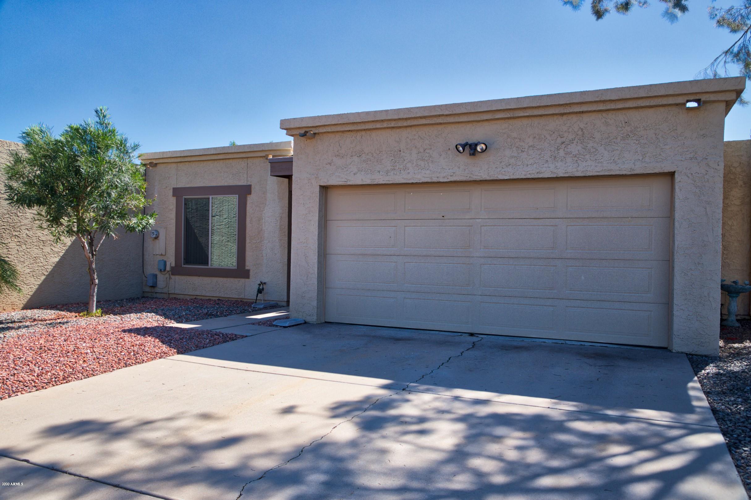 833 West Rice Drive Tempe, AZ 85283 - Photo 2 of 28 IMG_0676_5 (Custom)