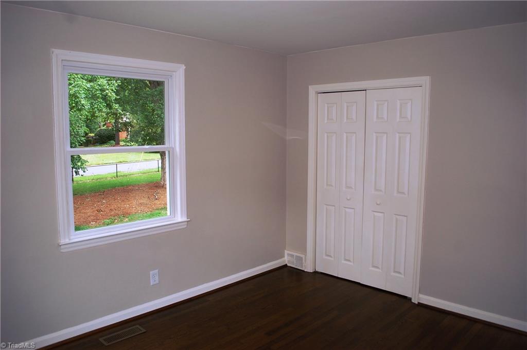 6307 Roblyn Road Greensboro, NC 27410 - Photo 12 of 14 Gallery Image 12