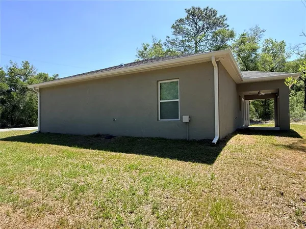 $1,950 | 2186 West G Martinelli Boulevard, Citrus Springs, FL 34434