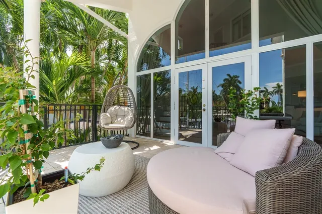 a view of outdoor space yard and patio