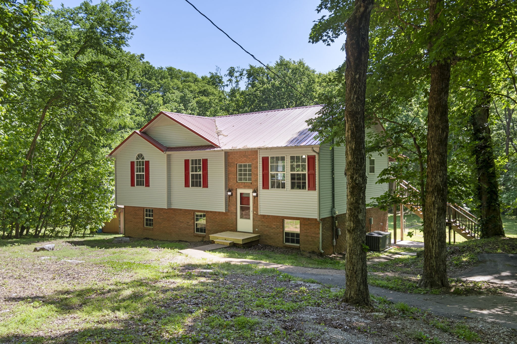 1985 Frank Moore Road Culleoka, TN 38451 - Photo 5 of 68 Gallery Image 5