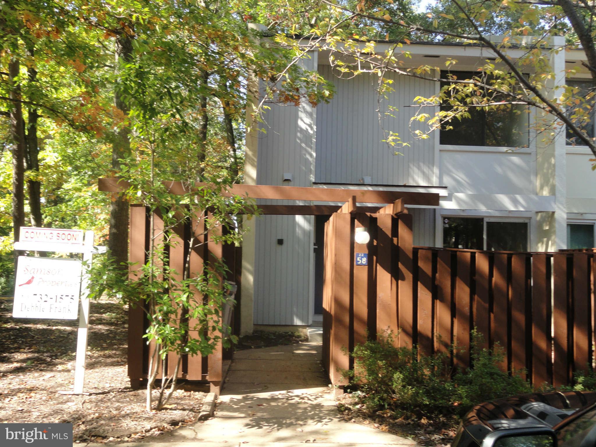2258 Southgate Square Reston, VA 20191 - Photo 1 of 28 Exterior (Front)