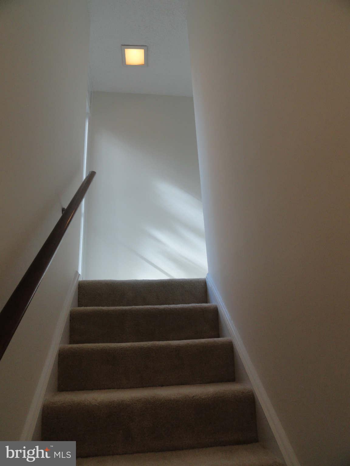2258 Southgate Square Reston, VA 20191 - Photo 21 of 28 Interior (General)
