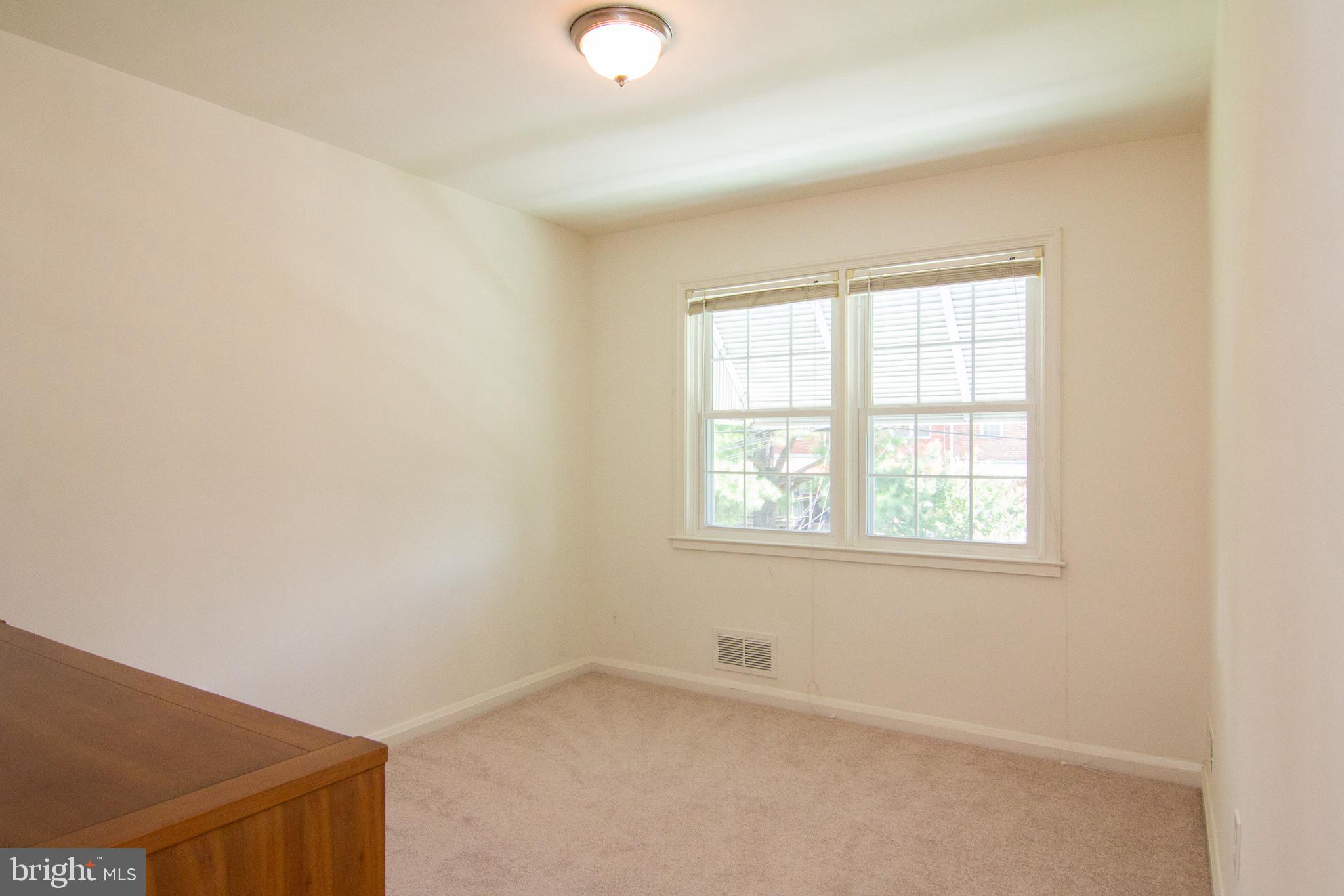 8361 Hillendale Road Baltimore, MD 21234 - Photo 24 of 32