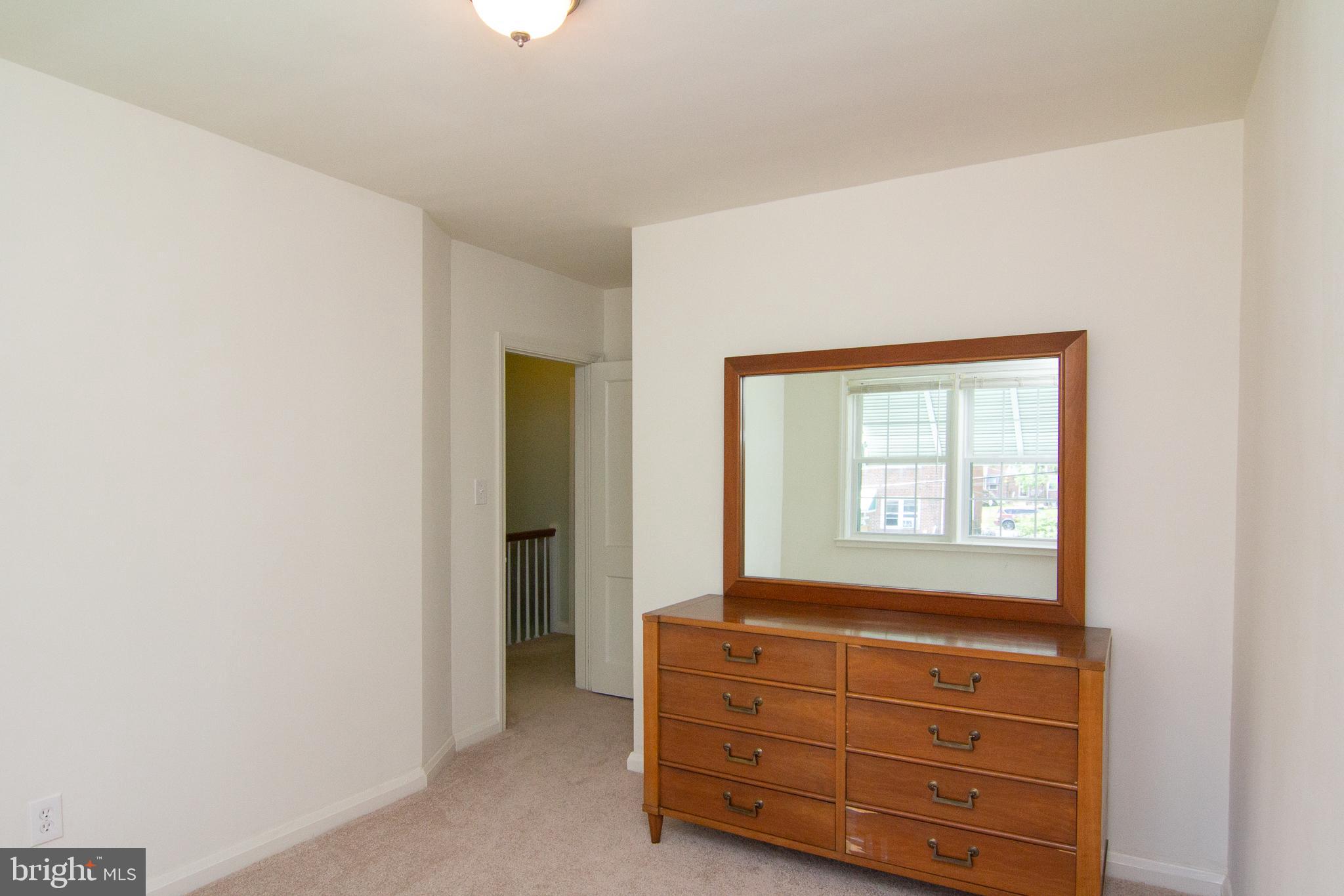 8361 Hillendale Road Baltimore, MD 21234 - Photo 25 of 32