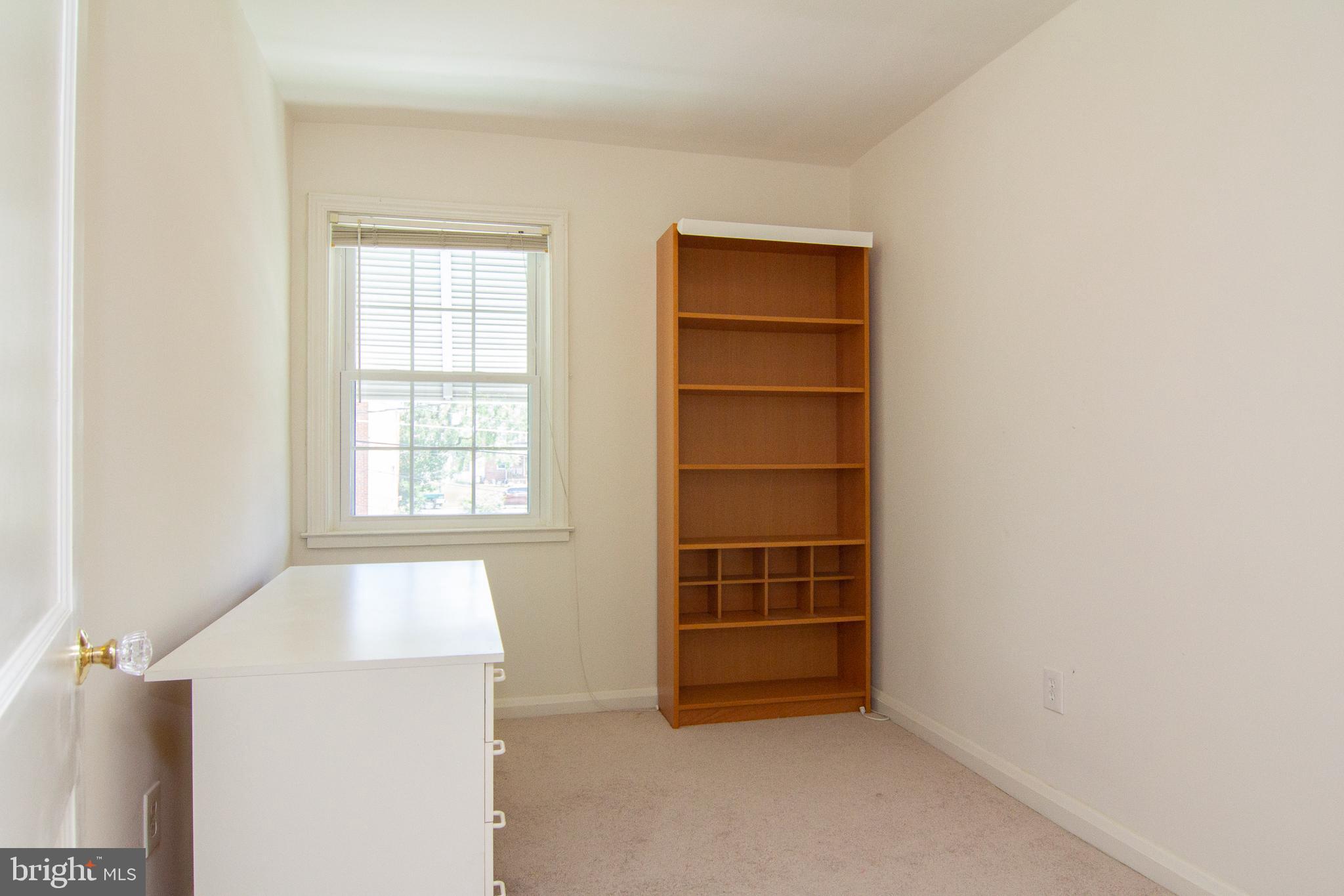 8361 Hillendale Road Baltimore, MD 21234 - Photo 26 of 32