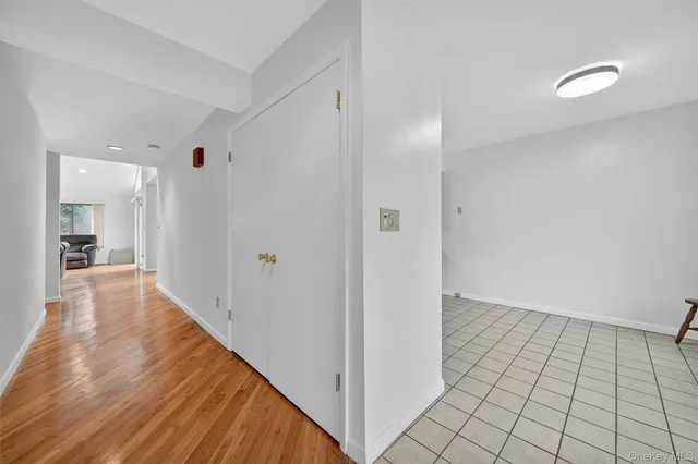 $699,000 | 200 California Road, Unit 9, Mount Vernon, NY 10552