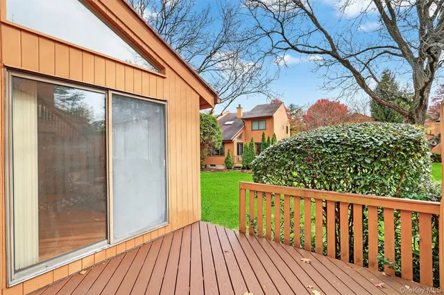 $699,000 | 200 California Road, Unit 9, Mount Vernon, NY 10552