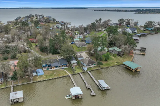 $217,500 | 354 Dove Island, Livingston, TX 77351