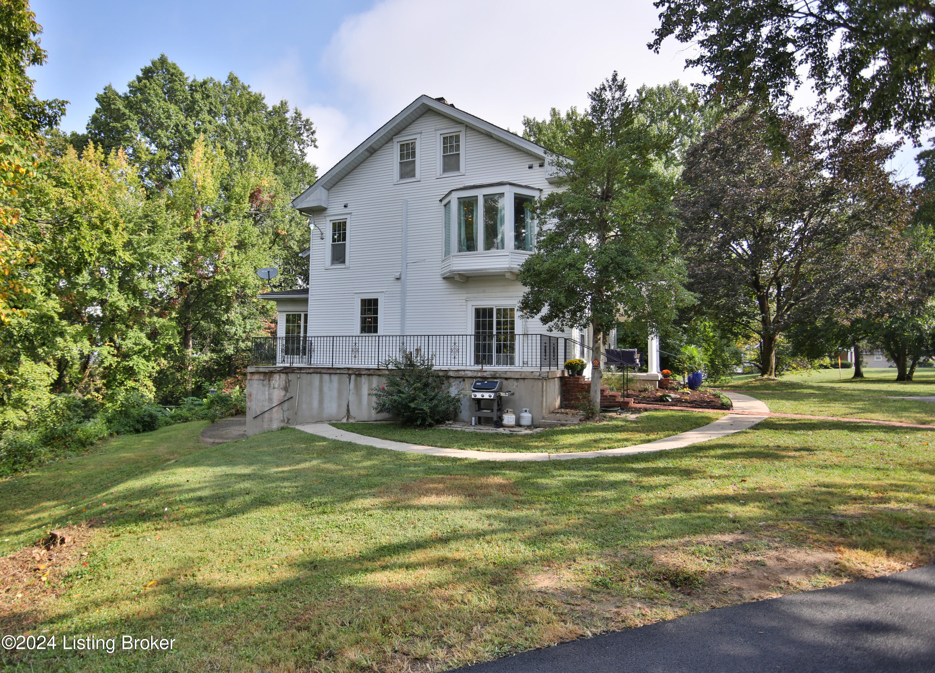 60 Warren Road Louisville, KY 40206 - Photo 4 of 65 60 Warren Rd-02