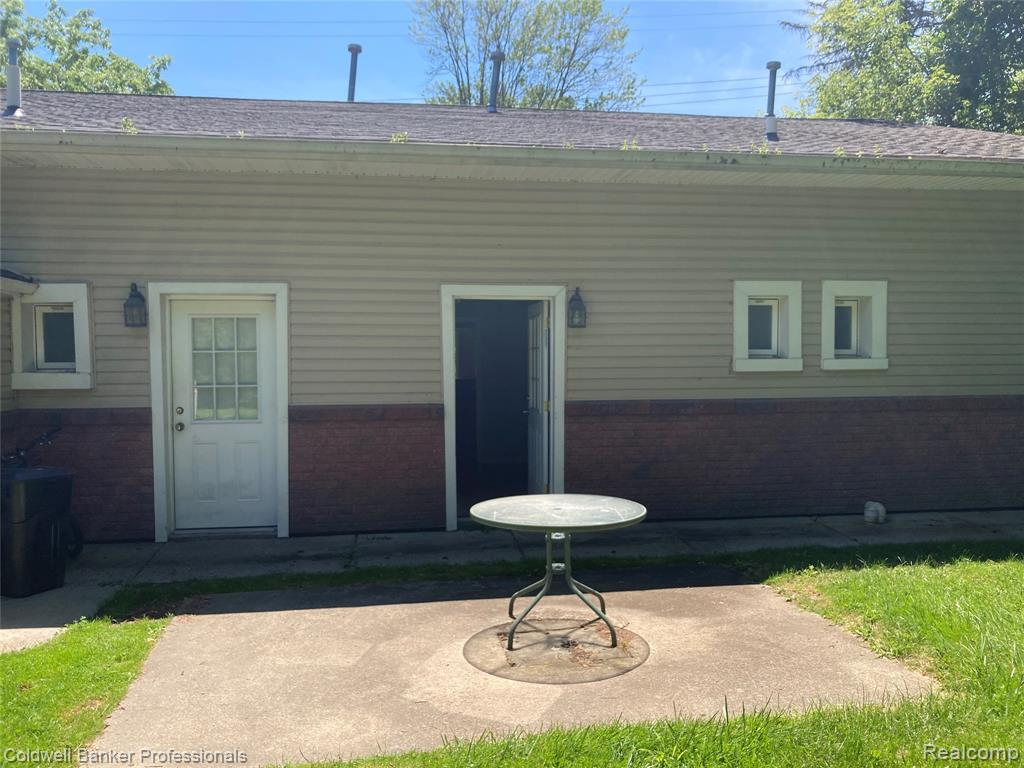 11231 29 Mile Road Washington, MI 48095 - Photo 9 of 10
