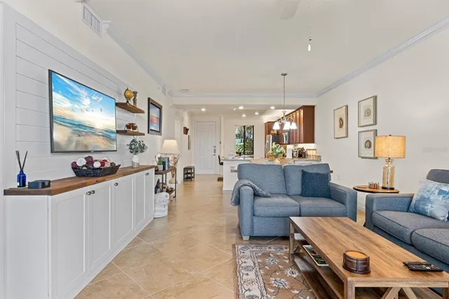 $2,100 | 17108 Vardon Terrace, Unit 304, Bradenton, FL 34211