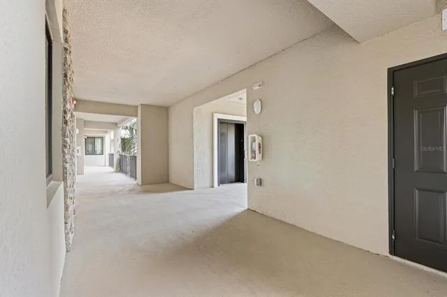 $2,100 | 17108 Vardon Terrace, Unit 304, Bradenton, FL 34211