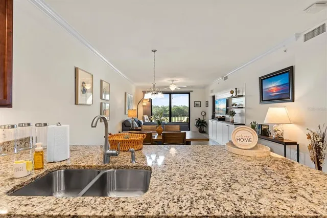 $2,100 | 17108 Vardon Terrace, Unit 304, Bradenton, FL 34211