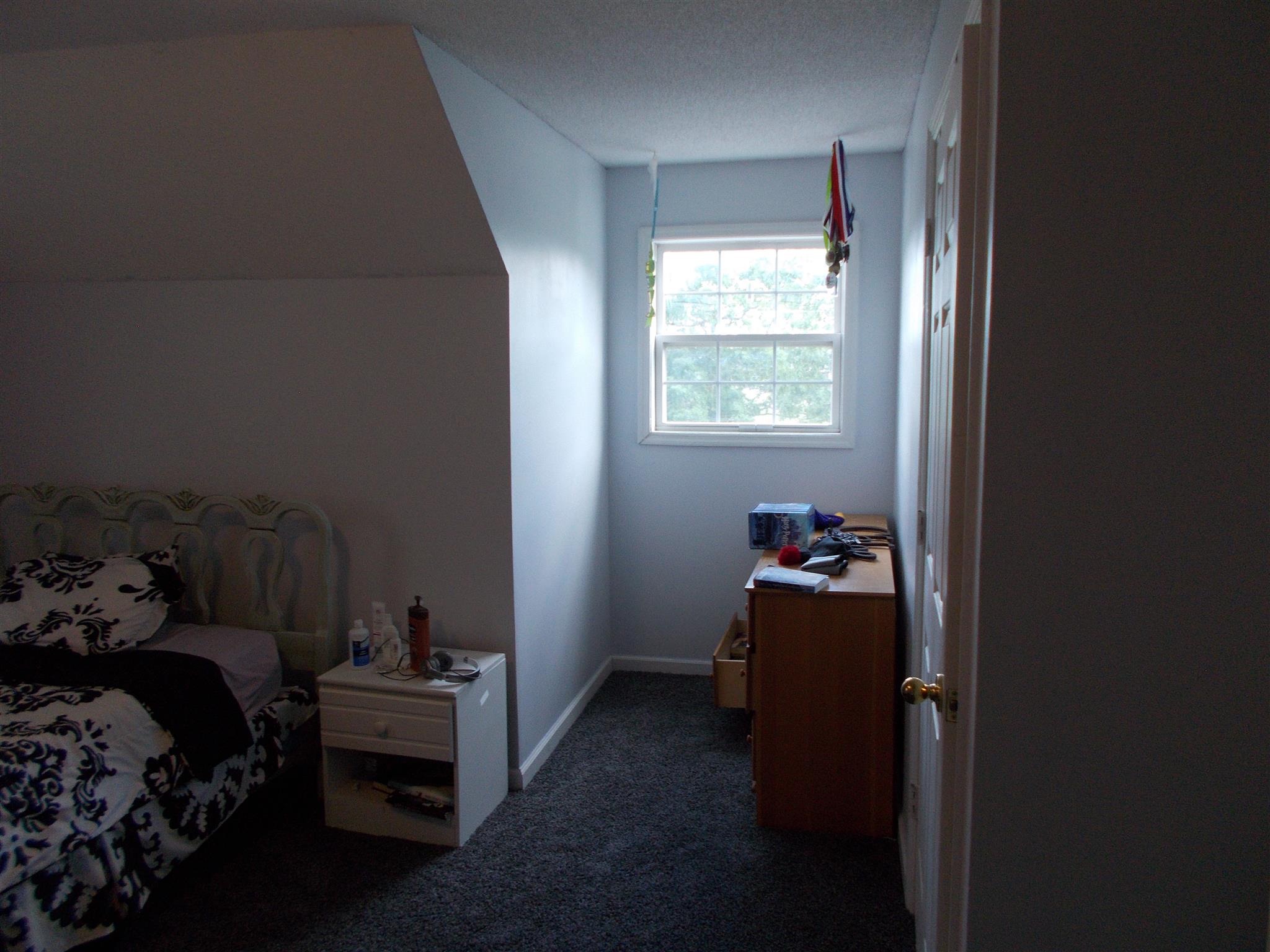 136 Westside Road Lawrenceburg, TN 38464 - Photo 16 of 30 a room with furniture and a window