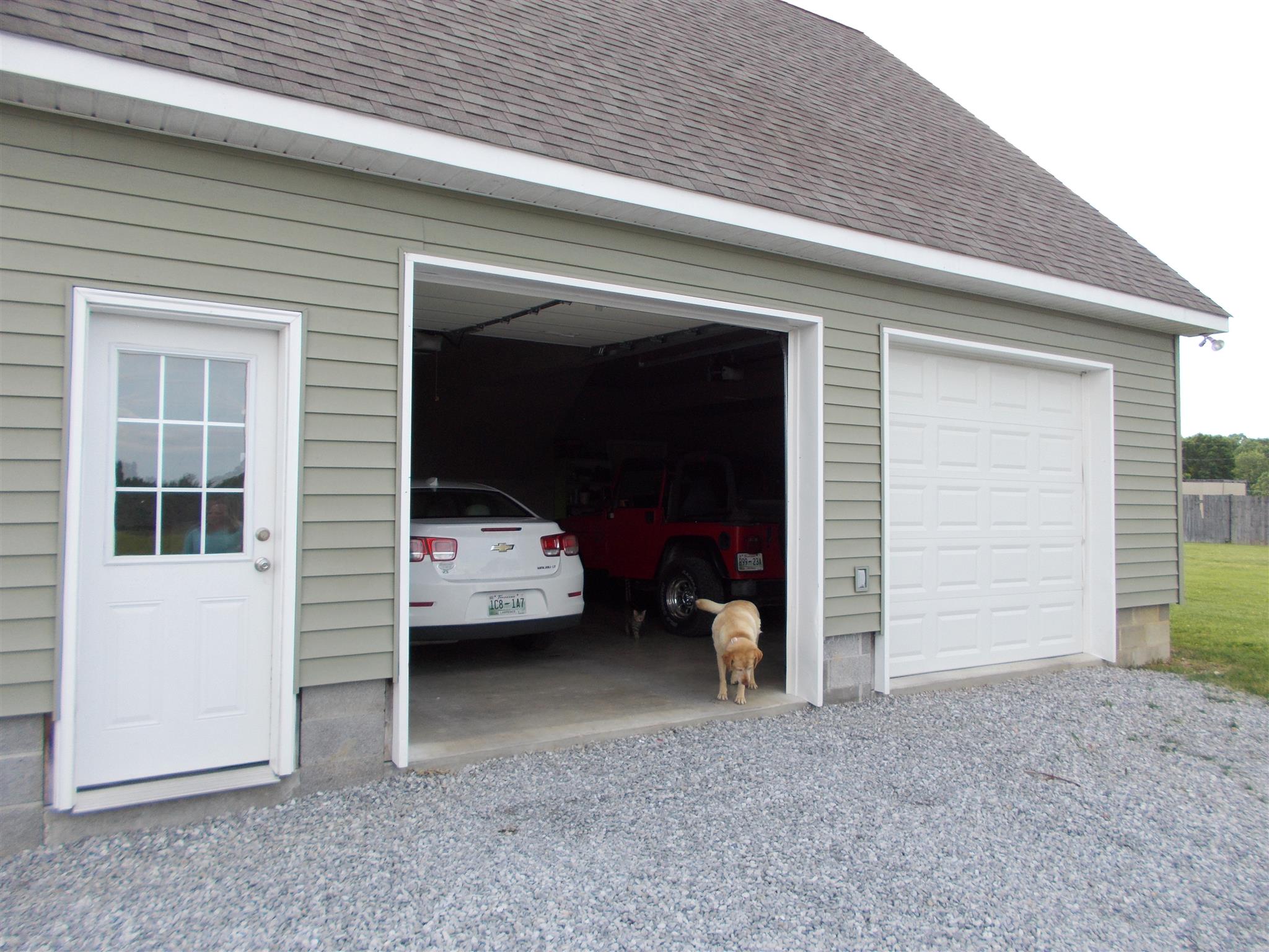 136 Westside Road Lawrenceburg, TN 38464 - Photo 28 of 30 a view of car garage