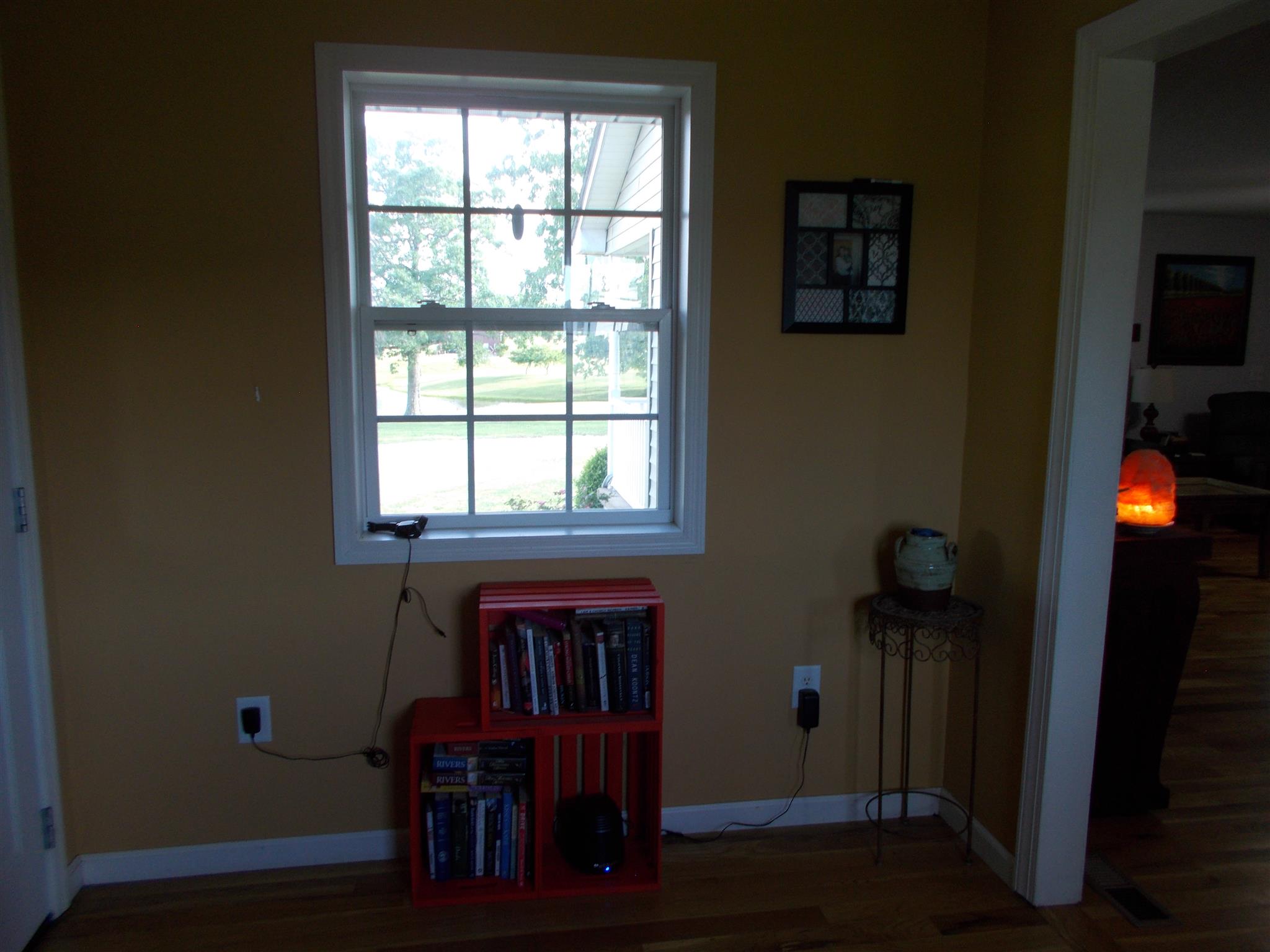 136 Westside Road Lawrenceburg, TN 38464 - Photo 6 of 30 an empty room with windows